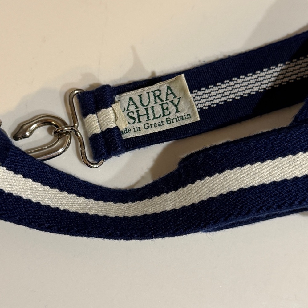Laura Ashley Navy and White Women's Belt - Picture 2 of 3
